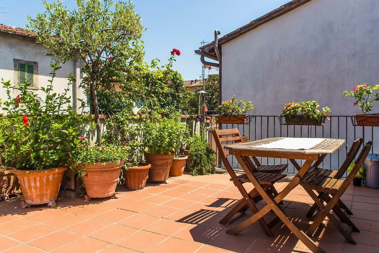 Appartamento La Terrazza Lucca 0*,  Italy